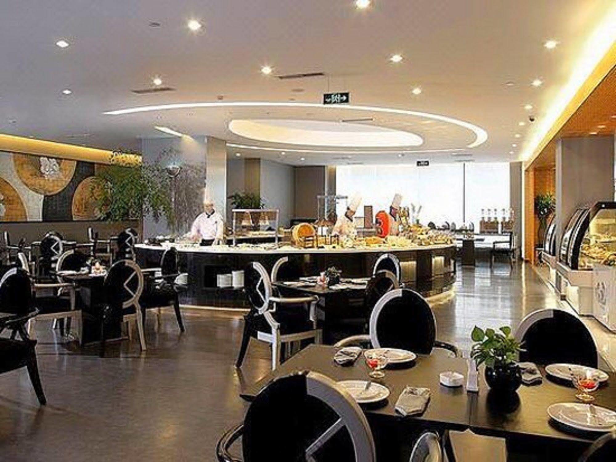 Quality Hotel Olympic Park Пекин Екстериор снимка